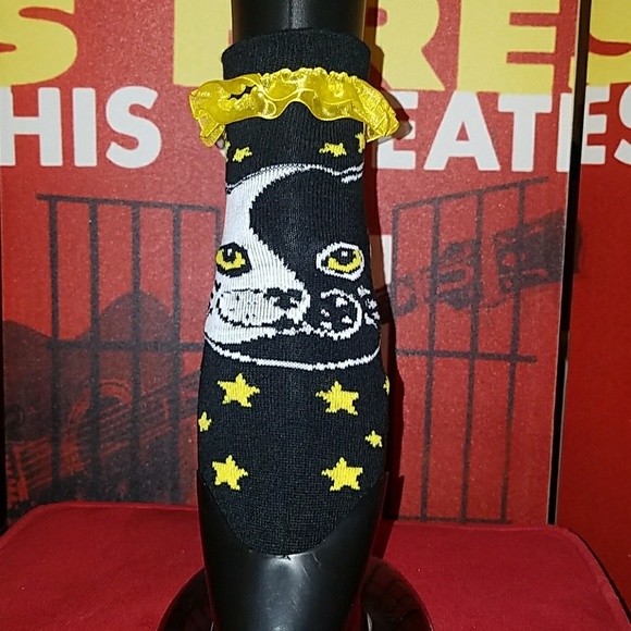 Too Fast Rat Baby Yin Yang Cat Eyelet Ruffle Ankle Socks Yellow Ruffle - Picture 2 of 7